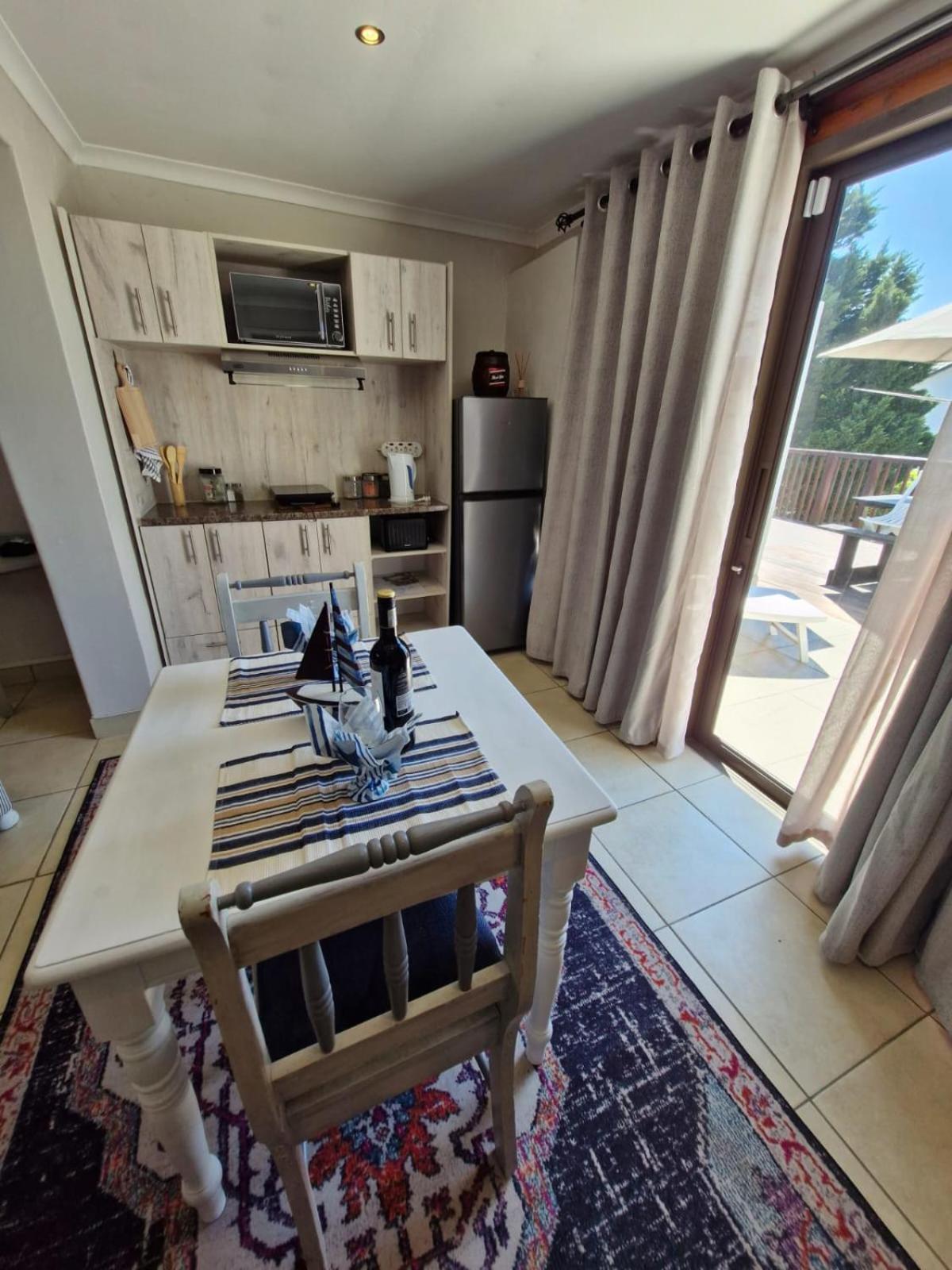 A Time And A Place Plettenberg Bay Exteriör bild